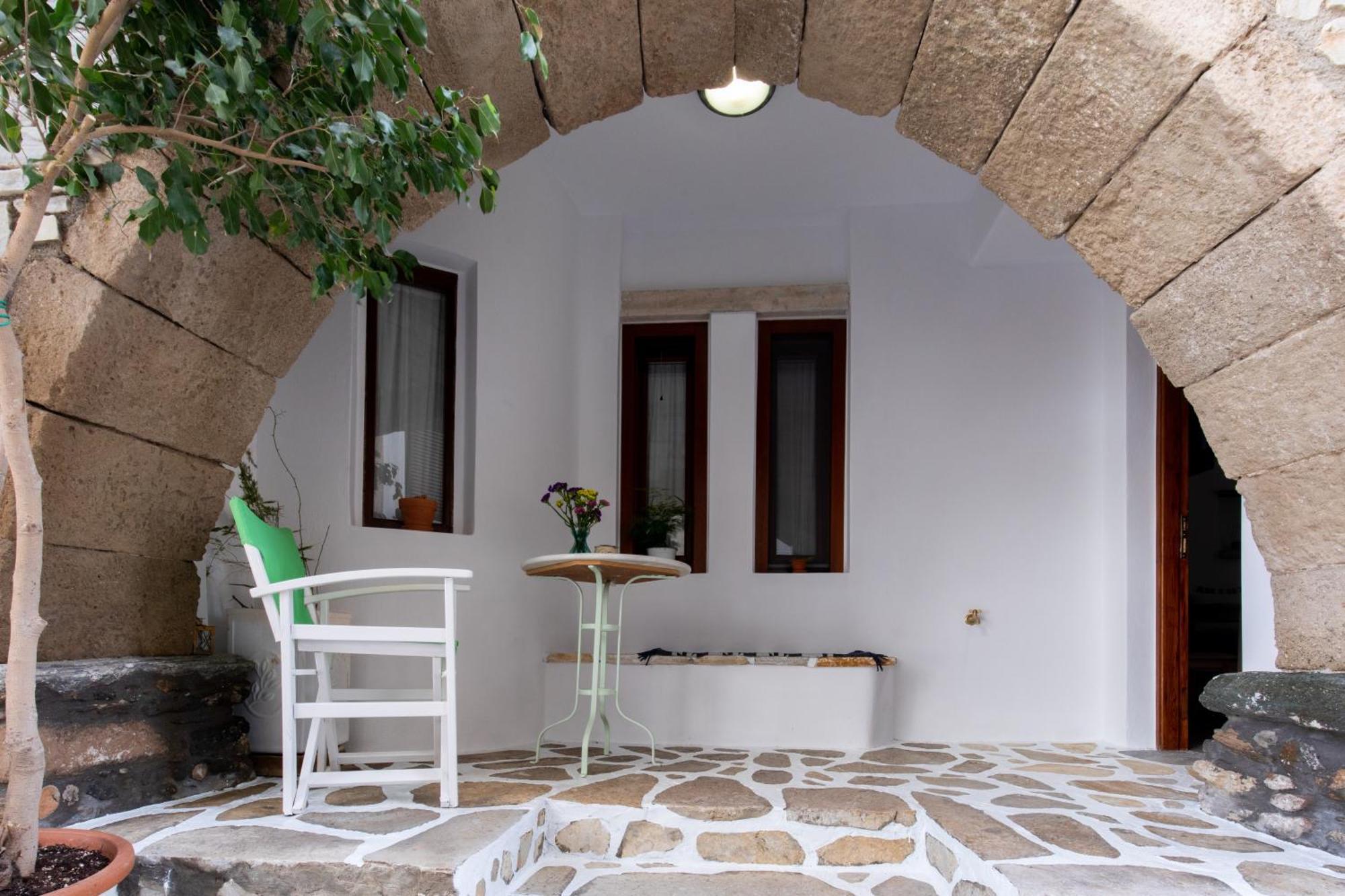 Arco Naxos Luxury Apartments Naxos City Exterior foto